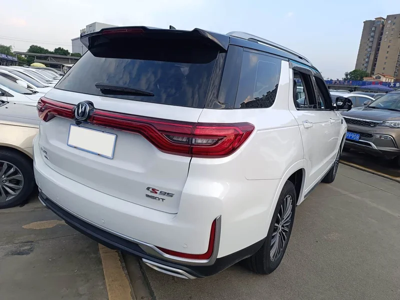 Changan CS95 — фото 19