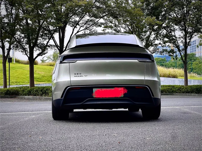 Tesla Model Y — фото 5