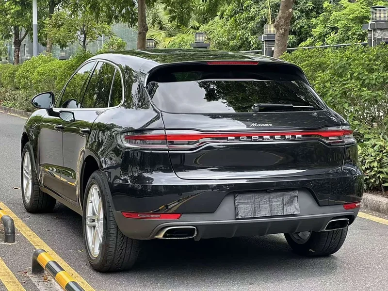 Porsche Macan — фото 7