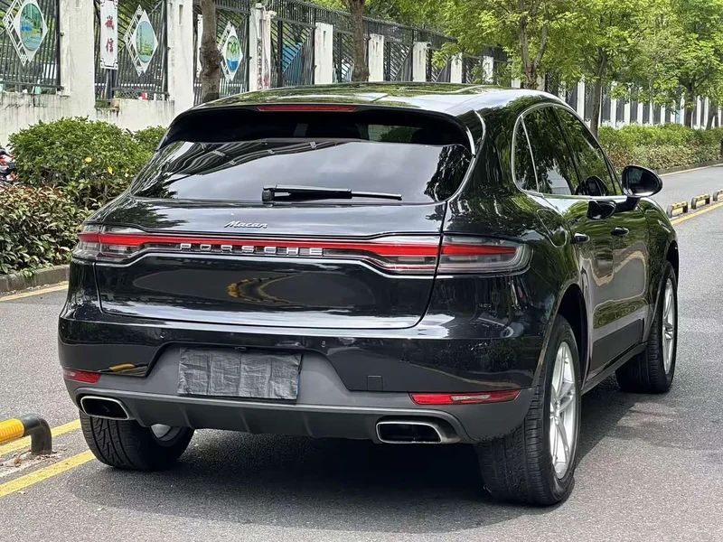 Porsche Macan — фото 9