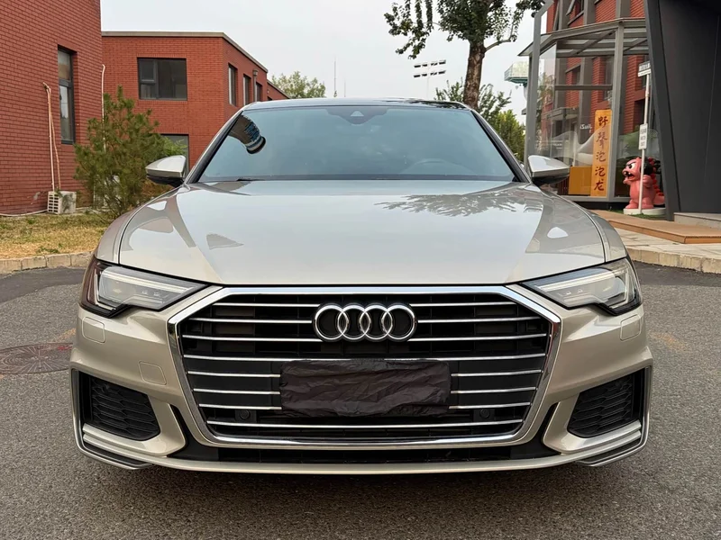 Audi A6L — фото 2