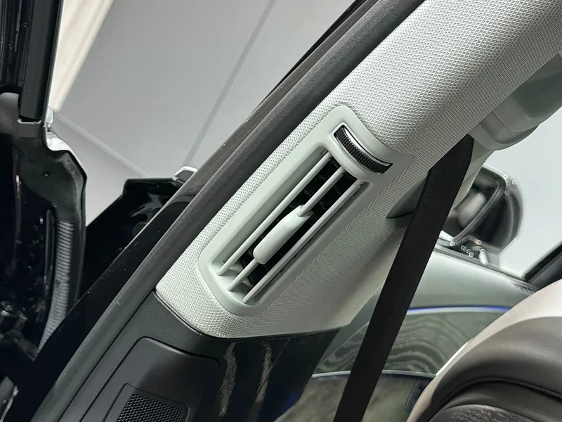 Audi A8 — фото 23
