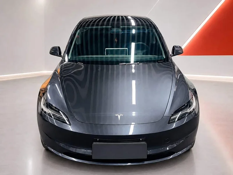 Tesla Model 3 — фото 2