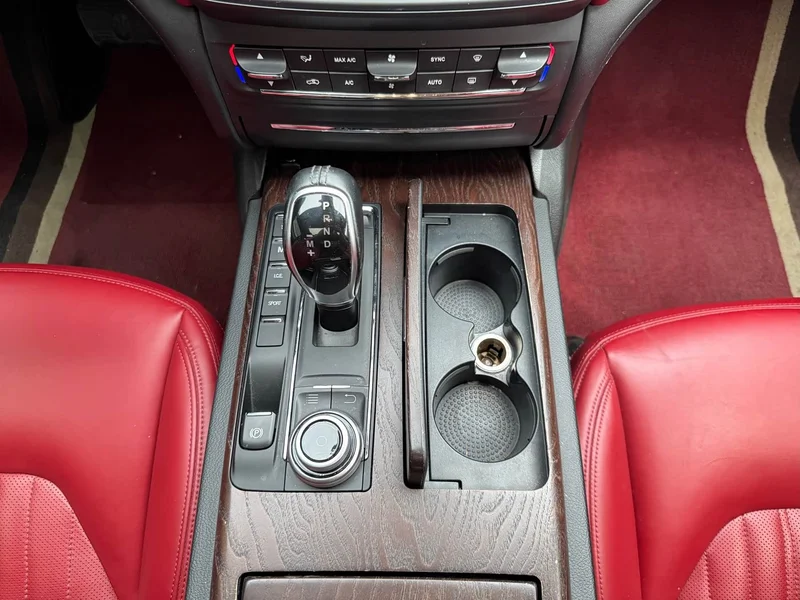 Maserati Ghibli — фото 11
