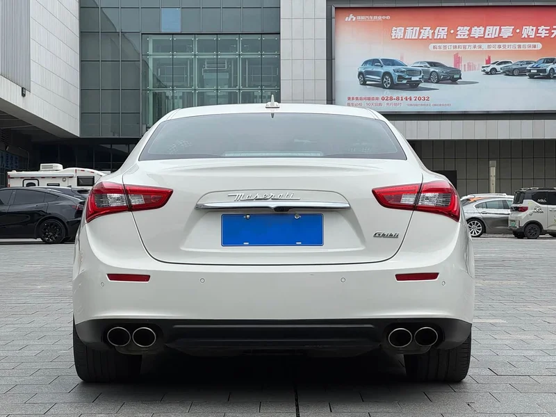 Maserati Ghibli — фото 16
