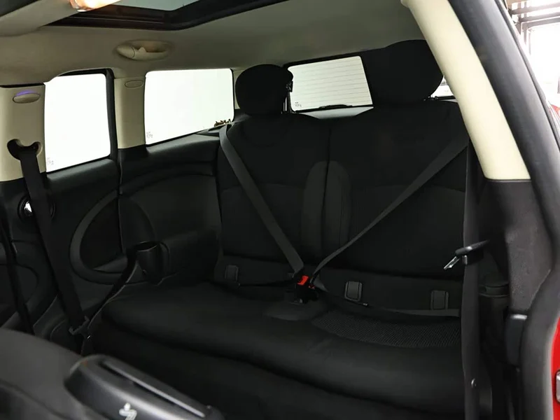 MINI CLUBMAN — фото 12