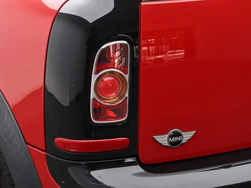 MINI CLUBMAN — фото 7