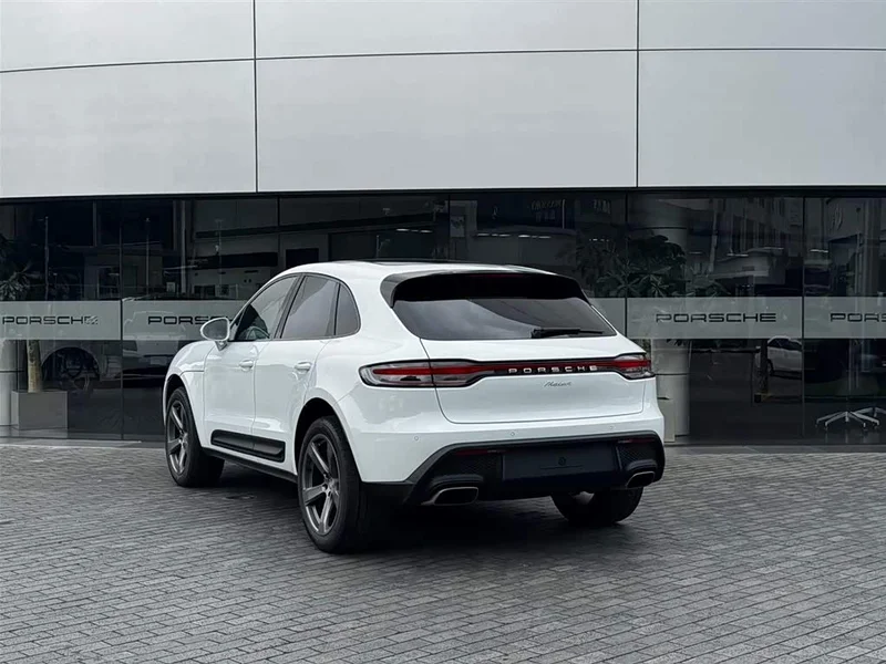 Porsche Macan — фото 7