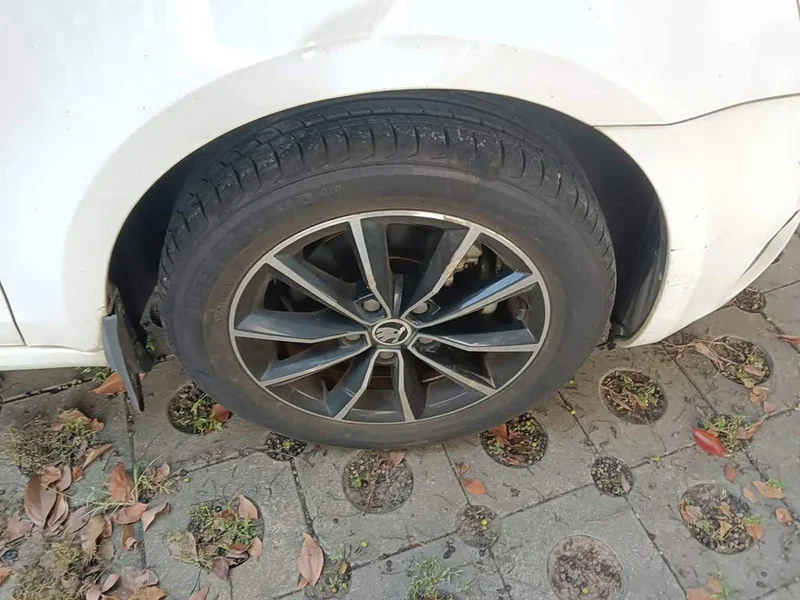 Volkswagen Octavia — фото 8