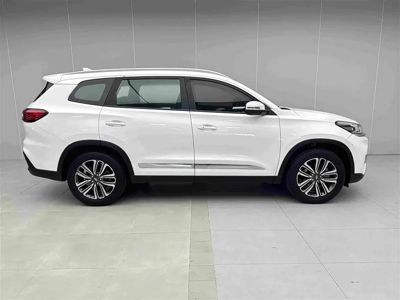Chery Tiggo 8 — фото 3