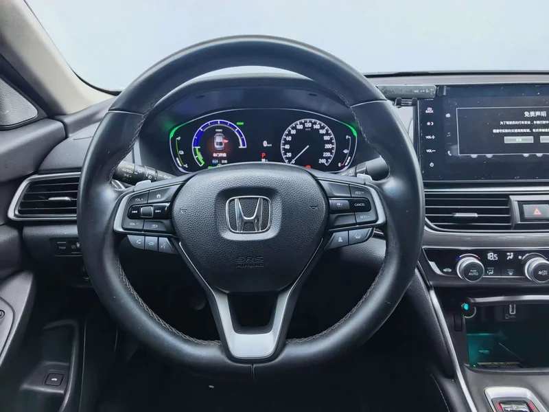 Honda Accord — фото 13