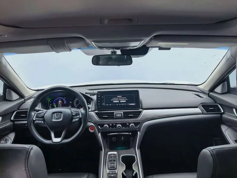Honda Accord — фото 14