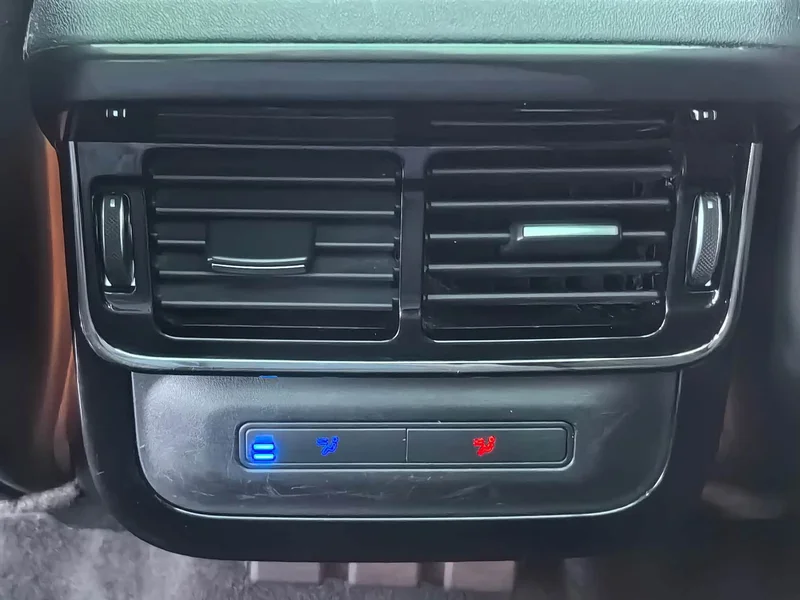 Land Rover Range Rover — фото 19
