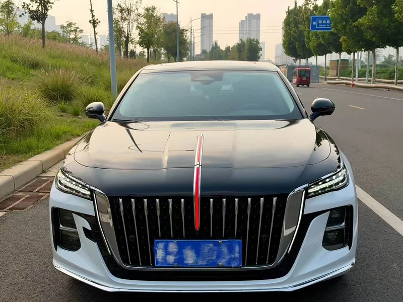 Hongqi H5 — фото 2