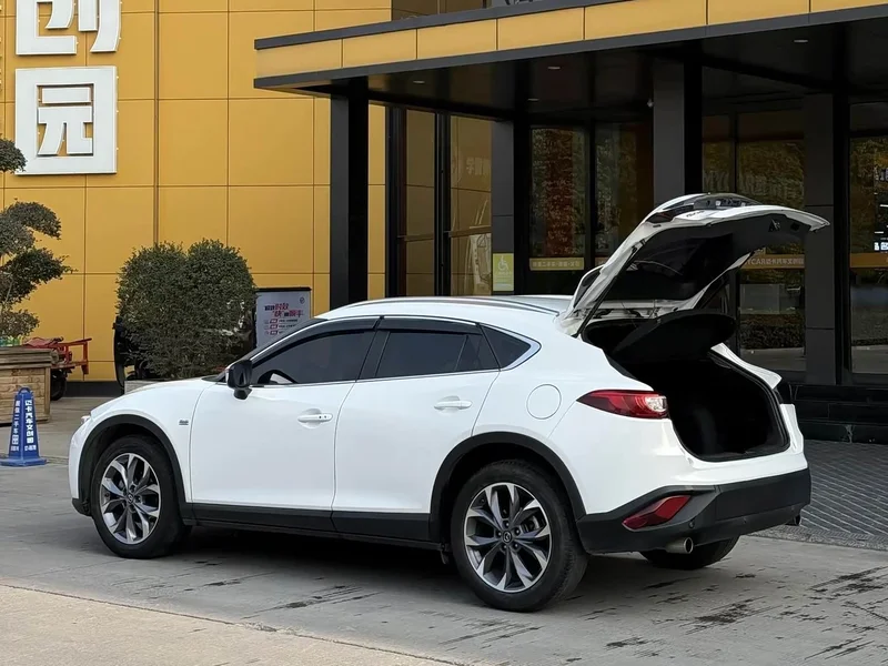 Mazda CX-4 — фото 8