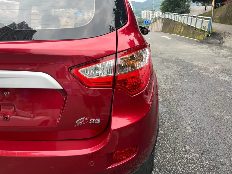 Changan CS35 — фото 18