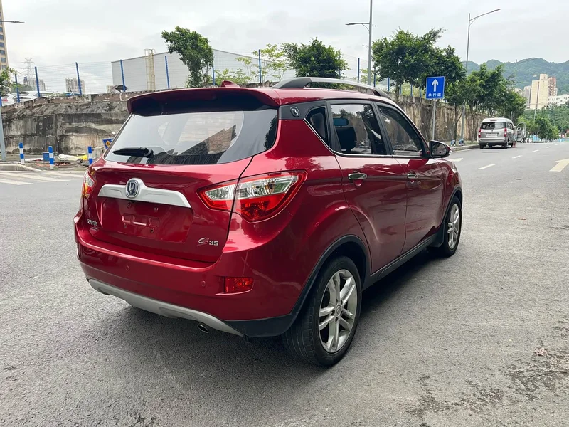 Changan CS35 — фото 23