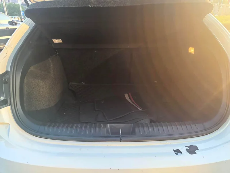 Hyundai i30 — фото 13