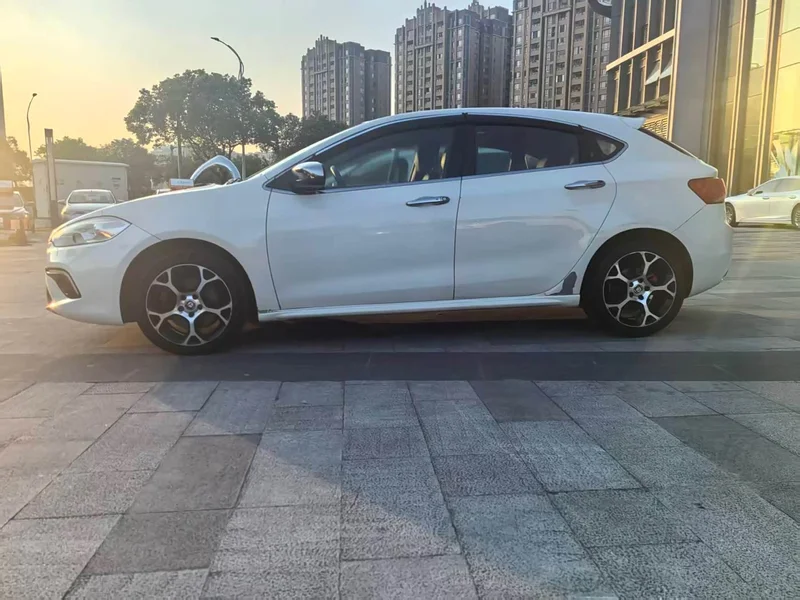 Hyundai i30 — фото 4