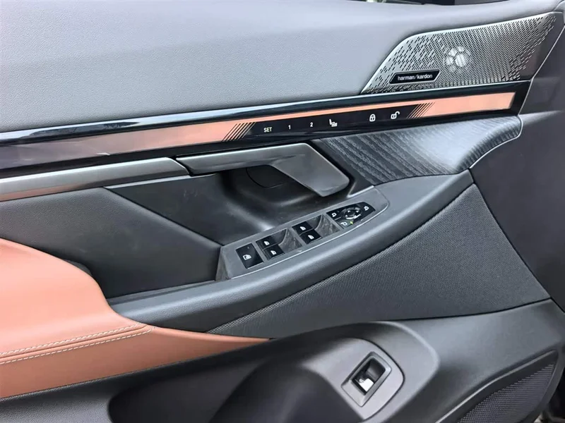 BMW i5 — фото 14