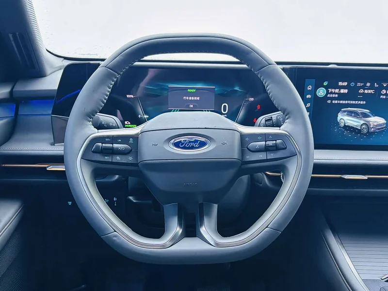 Ford Edge — фото 11