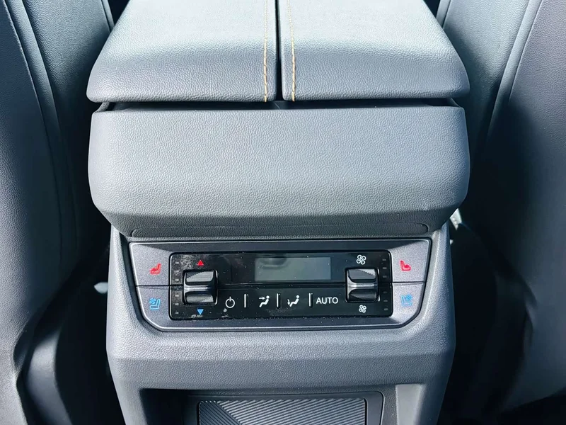 Ford Edge — фото 13