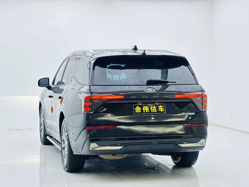 Ford Edge — фото 5