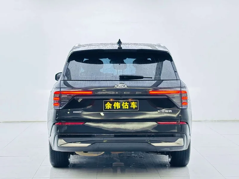 Ford Edge — фото 6