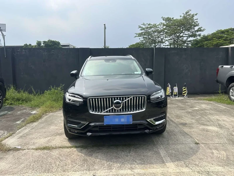 Volvo XC90 — фото 2