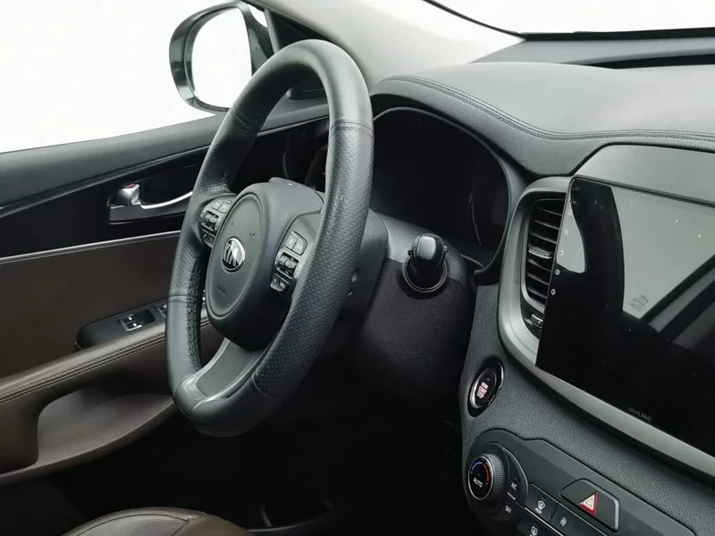 Kia Sorento — фото 22