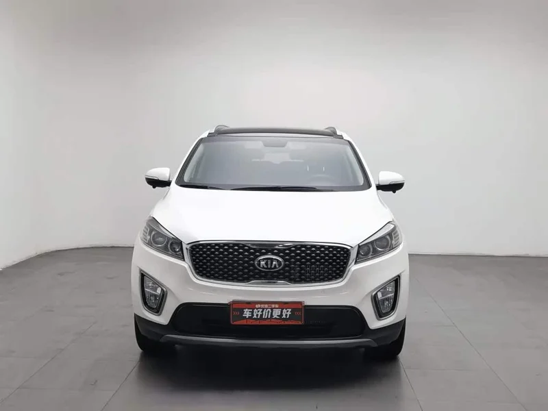 Kia Sorento — фото 3
