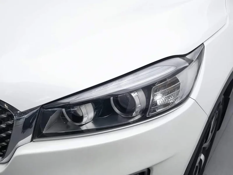 Kia Sorento — фото 7