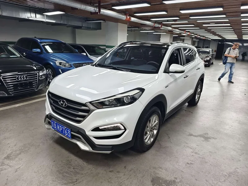 Hyundai Tucson — фото 1