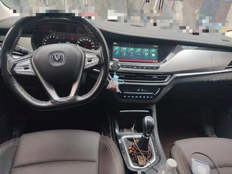 Changan CS35PLUS — фото 10