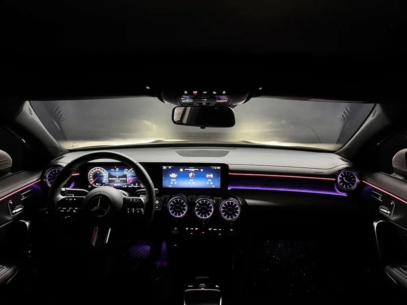 Mercedes-Benz A-Class — фото 11