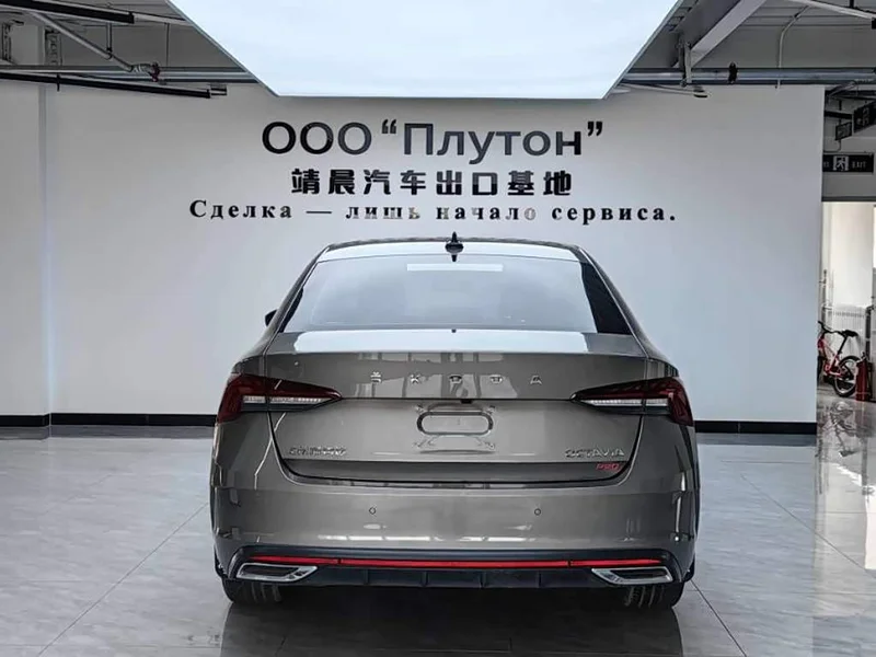Volkswagen Octavia — фото 5