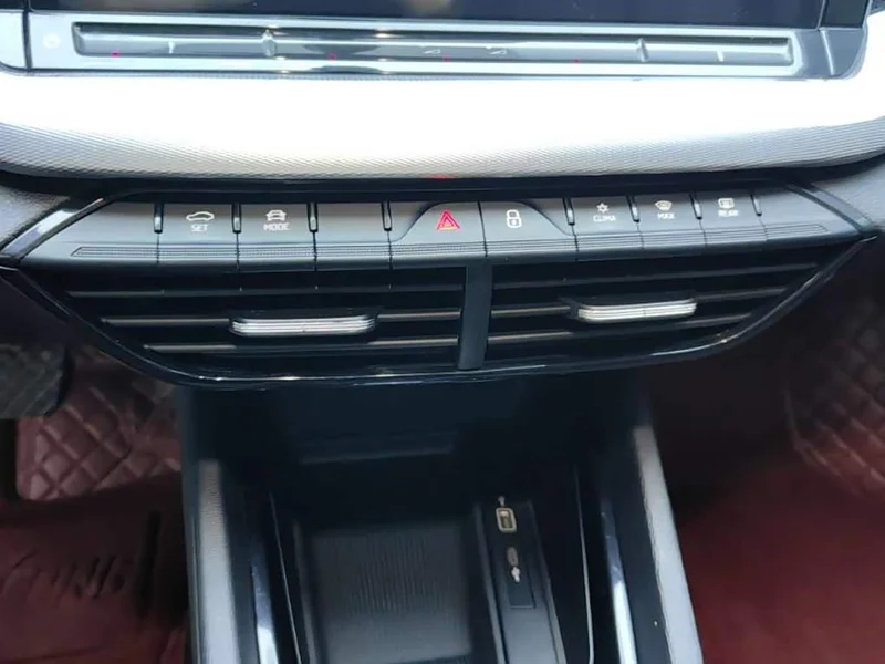 Volkswagen Octavia — фото 8