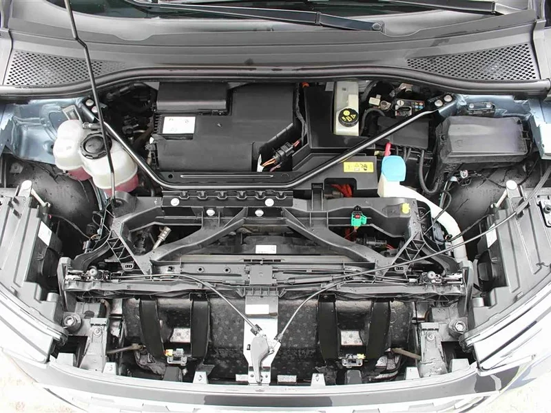 Audi Q4 e-tron — фото 16
