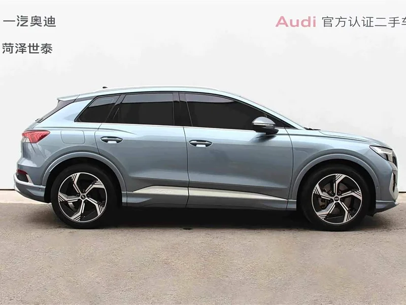 Audi Q4 e-tron — фото 3