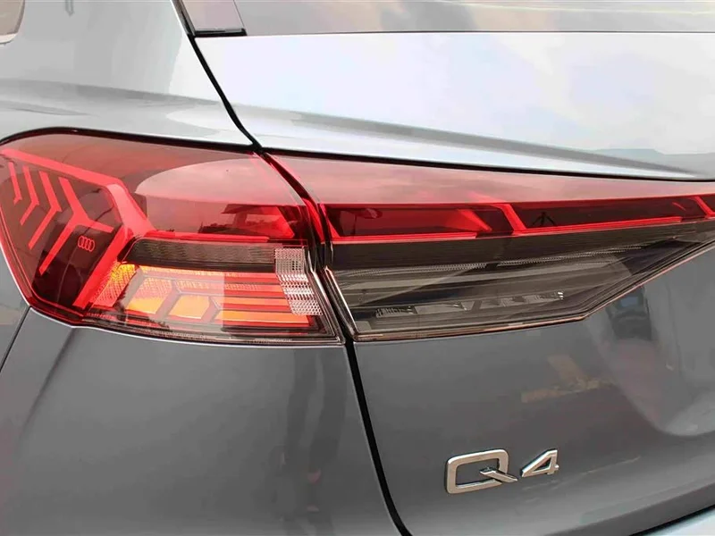 Audi Q4 e-tron — фото 9
