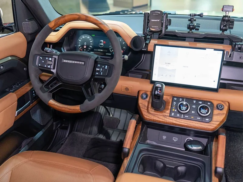 Land Rover Defender — фото 22