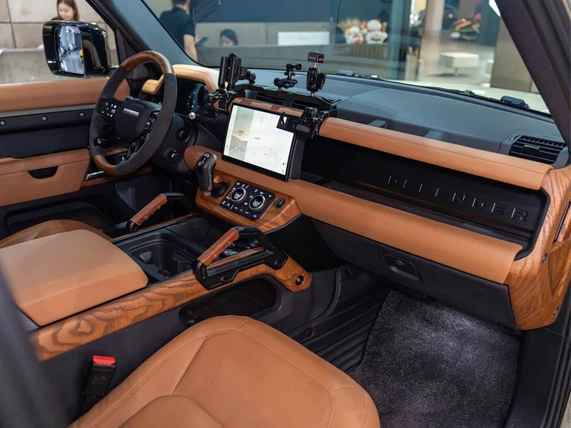 Land Rover Defender — фото 23
