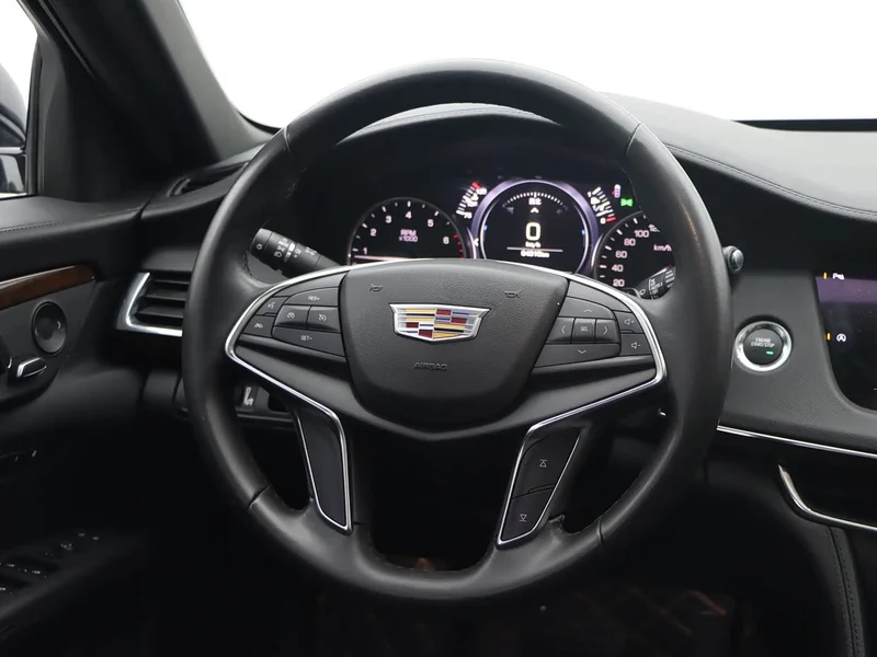 Cadillac CT6 — фото 16