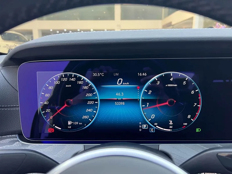 Mercedes-Benz CLS — фото 12