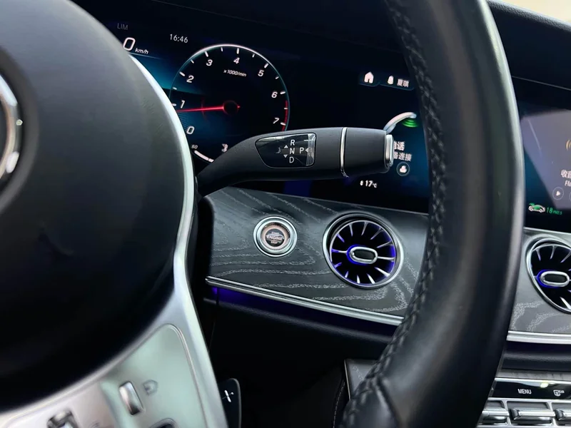 Mercedes-Benz CLS — фото 17