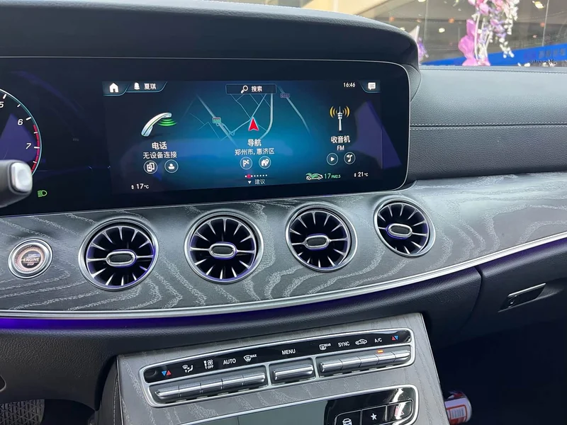Mercedes-Benz CLS — фото 18