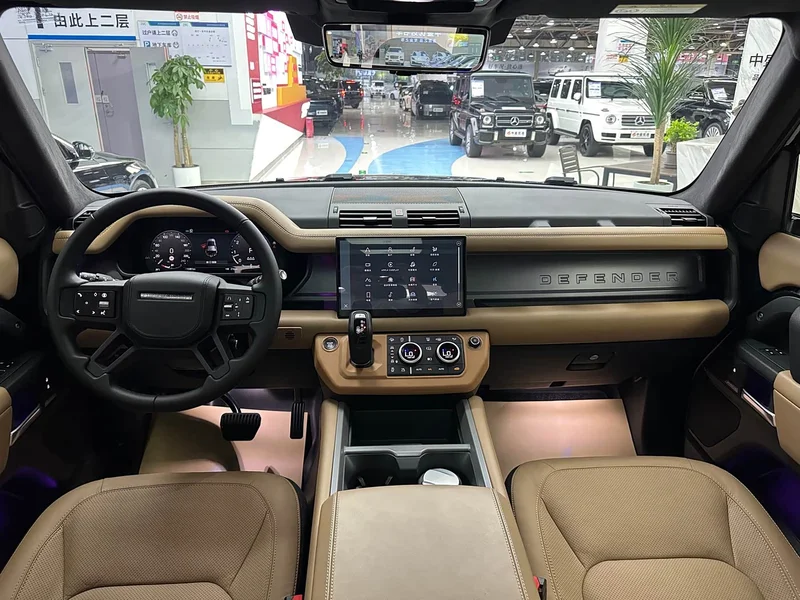 Land Rover Defender — фото 20