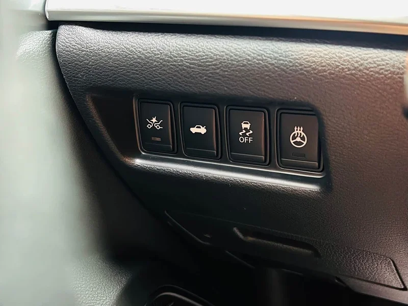 Nissan Maxima — фото 20