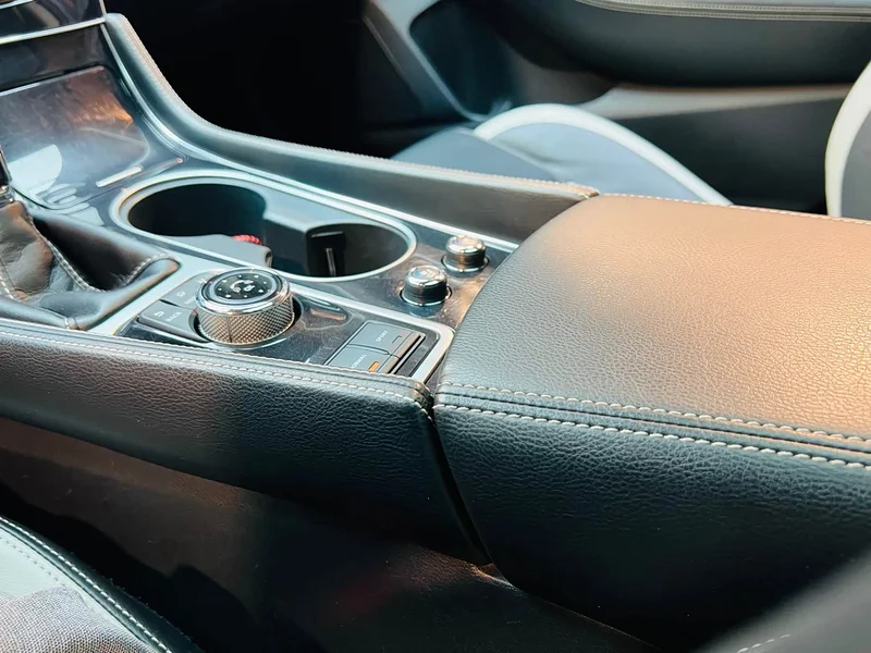 Nissan Maxima — фото 24
