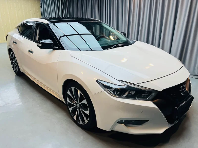 Nissan Maxima — фото 3